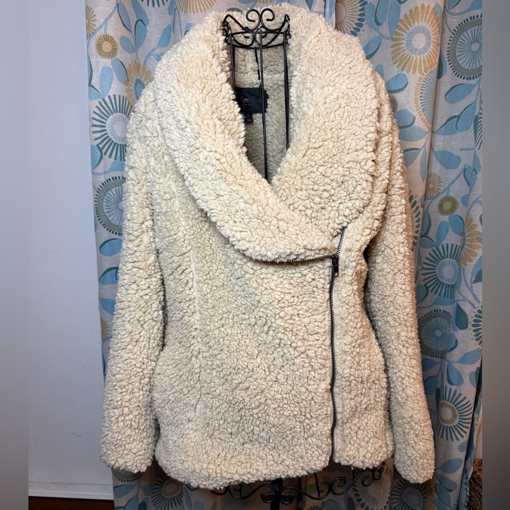 Sweet Rain Cream Teddy Jacket